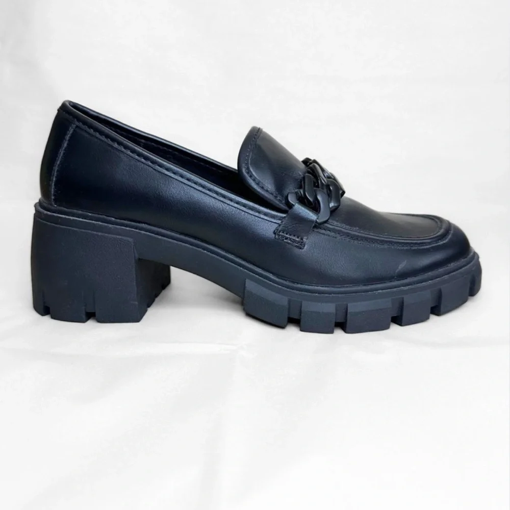 Y2K Chunky Black Platform Loafer NEW Women 9.5 Lug Sole Chain 90s Clueless Prepp